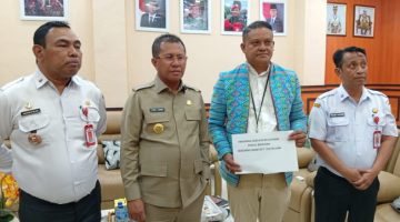 Pemkab Kupang Tanggap Bencana Bupati Yosef Lede Gelorakan Gerakan “GASPOOL” dan Kucurkan Bantuan Rp500 Juta untuk Korban Gempa Flores 
