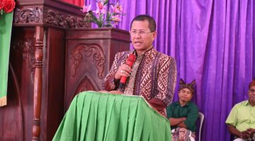 HUT ke-81 GMIT Efata Taninri’in-Tunbaun, Bupati Kupang Minta Jemaat Jaga Persatuan dan Bangun Gereja dengan Gotong Royong ​